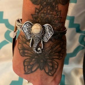 White marble in silver elephant bracelet super cute new